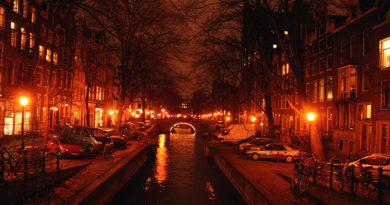 Amsterdam nocą